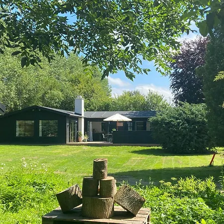 Modern Near And Town In Tisvildeleje